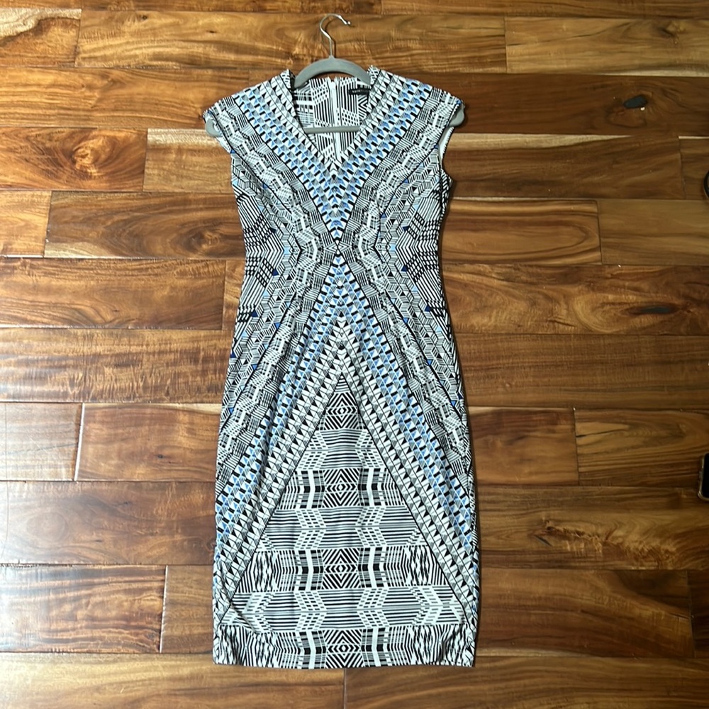White House Black Market printed dress- Size 00